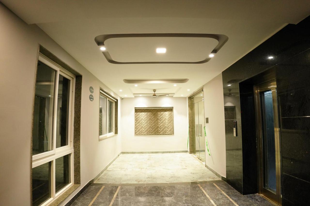 Woodland Hotel Vizianagaram Екстер'єр фото